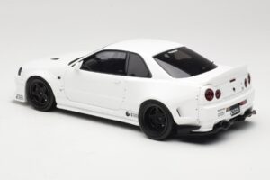 Nissan Skyline GT-R BNR34 by KRC Pearl White Otto 1:18 OT1135 Resin — bild 5 av 6