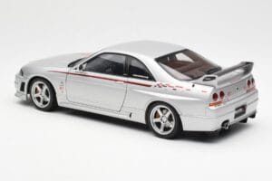 Nissan Skyline GT-R R33 R-Tune Silver AUTOart 1:18 77326 Metall — bild 7 av 8