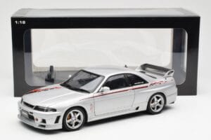 Nissan Skyline GT-R R33 R-Tune Silver AUTOart 1:18 77326 Metall — bild 8 av 8