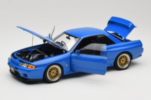 Nissan Skyline GT-R R32 V-Spec II Tuned Blå AUTOart 1:18 77415 Metall — bild 2 av 8