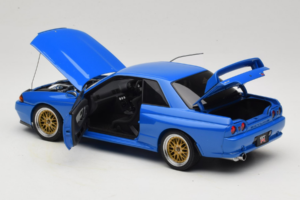 Nissan Skyline GT-R R32 V-Spec II Tuned Blå AUTOart 1:18 77415 Metall — bild 5 av 8