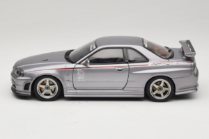 Nissan Skyline GT-R R34 Nismo S-Tune Silver AUTOart 1:18 77358 Metall — bild 4 av 8