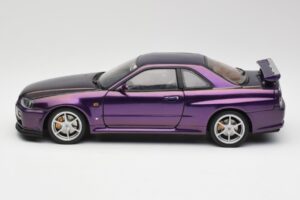Nissan Skyline GT-R R34 V-Spec Midnight Lila AUTOart 1:18 77305 Metall — bild 4 av 8