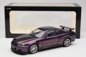 Nissan Skyline GT-R R34 V-Spec Midnight Lila AUTOart 1:18 77305 Metall — bild 8 av 8