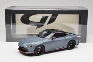 Nissan Z RZ34 NISMO Stealth Grå GT Spirit 1:18 GT484 Resin — bild 6 av 6