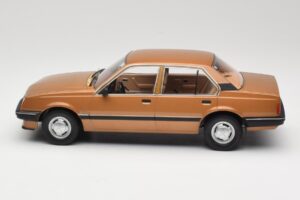 Opel Ascona C Berlina Beige Metallic MCG 1:18 MCG18459 Metall — bild 3 av 6