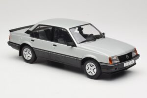 Opel Ascona C SR Silver MCG 1:18 MCG18460 Metall — bild 4 av 6