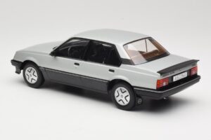 Opel Ascona C SR Silver MCG 1:18 MCG18460 Metall — bild 5 av 6