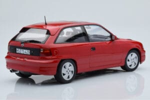 Opel Astra F GSi Röd Norev 1:18 183672 Metall — bild 2 av 6