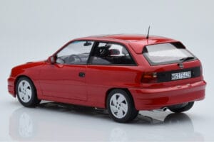 Opel Astra F GSi Röd Norev 1:18 183672 Metall — bild 5 av 6