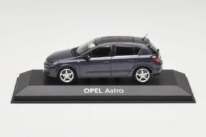 Opel Astra H Mörkblå Minichamps 1:43 B24910027-A1 Metall