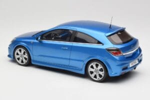 Opel Astra H OPC Arden Blue Otto 1:18 OT473 Resin — bild 5 av 6
