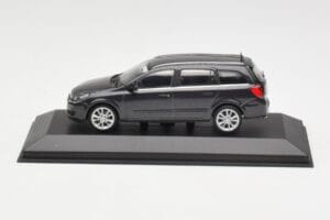 Opel Astra H Kombi Mörkgrå Minichamps 1:43 ASTRA002 Metall