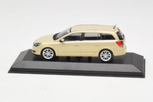 Opel Astra H Kombi Gul Minichamps 1:43 1799098 Metall