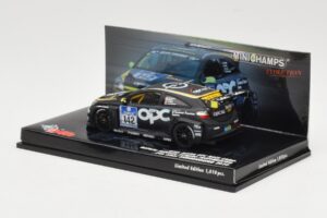 Opel Astra OPC #142 Rathje / Bueler / Scharf / Hoffmeister 24 Hours Nurburgring 2010 Minichamps 1:43 437104142 Metall — bild 3 av 4