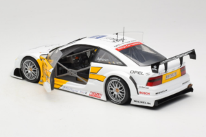 Opel Calibra V6 #21 N. Amorim DTM 1995 UT Models 1:18 180954221 Metall — bild 5 av 8