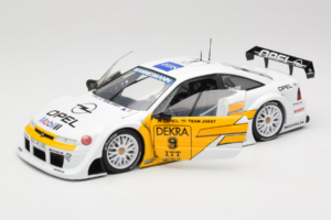 Opel Calibra V6 #9 M. Reuter DTM 1995 UT Models 1:18 180954209 Metall — bild 2 av 8