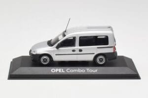 Opel Combo C Silver Minichamps 1:43 COMBO001 Metall