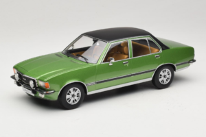 Opel Commodore B Grön MCG 1:18 MCG18565 Metall