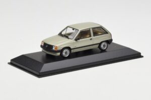 Opel Corsa A Swing Grön Minichamps 1:43 400045002 Metall — bild 2 av 4