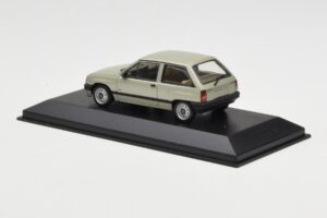 Opel Corsa A Swing Grön Minichamps 1:43 400045002 Metall — bild 3 av 4