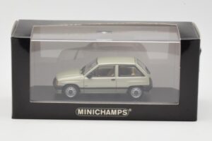 Opel Corsa A Swing Grön Minichamps 1:43 400045002 Metall — bild 4 av 4