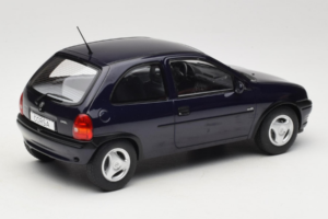 Opel Corsa B Dark Blue Metallic MCG 1:18 MCG18905 Metall — bild 2 av 6