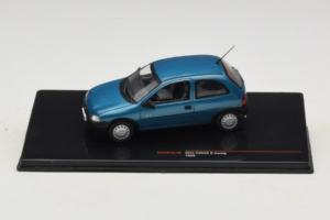 Opel Corsa B Swing Blå IXO 1:43 CLC581N Metall