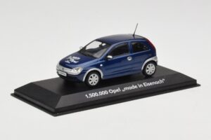 Opel Corsa C 1.5M Made in Eisenach Minichamps 1:43 OPEL003 Metall — bild 2 av 4