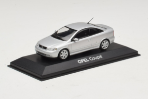 Opel Coupe Bertone Silver Minichamps 1:43 B24910027 Metall — bild 2 av 4