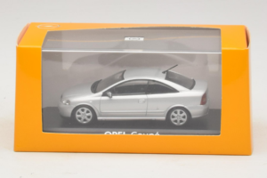 Opel Coupe Bertone Silver Minichamps 1:43 B24910027 Metall — bild 4 av 4