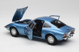 Opel GT Blå Minichamps 1:18 180049020 Metall — bild 5 av 8