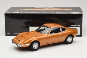 Opel GT Guld Minichamps 1:18 180049025 Metall — bild 8 av 8