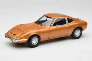Opel GT Guld Minichamps 1:18 180049025 Metall