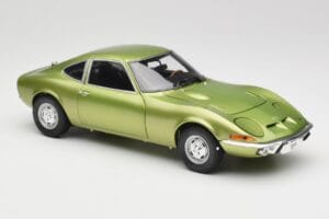 Opel GT Green Metallic Minichamps 1:18 180049029 Metall — bild 6 av 8