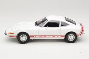 Opel GT Vit Minichamps 1:18 180049027 Metall — bild 4 av 8