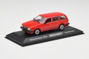 Opel Kadett D Kombi Röd Concept Minichamps 1:43 OPEL001 Metall — bild 2 av 4