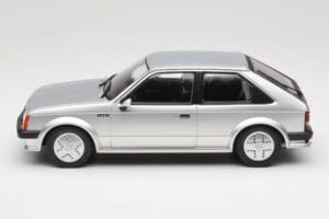 Opel Kadett D GTE Silver MCG 1:18 MCG18533 Metall — bild 3 av 6