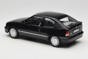 Opel Kadett E GSi Svart Metallic Helmut Schmidt Norev 1:18 183617 Metall — bild 5 av 6