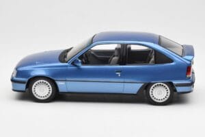 Opel Kadett E GSi Ljusblå Metallic Norev 1:18 183615 Metall — bild 3 av 6