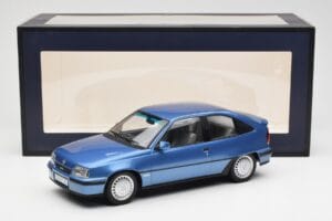 Opel Kadett E GSi Ljusblå Metallic Norev 1:18 183615 Metall — bild 6 av 6
