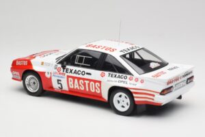 Opel Manta 400 #5 G. Colsoul Rally Ypres 1985 IXO 1:18 18RMC134 Metall — bild 5 av 6