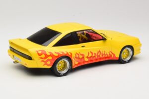 Opel Manta B Mattig Gul med Flamma MCG 1:18 MCG18115 Metall — bild 2 av 6
