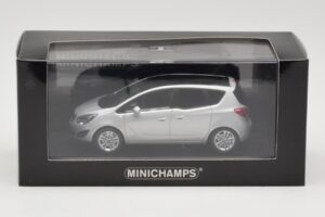 Opel Meriva B Silver Metallic Minichamps 1:43 400040000 Metall — bild 4 av 4