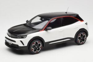 Opel Mokka-E GS Line Jada Vit Otto 1:18 OT1045 Resin
