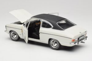 Opel Olympia A Coupe Vit Svart Revell 1:18 8446 Metall — bild 5 av 8