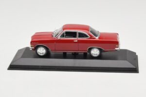 Opel Rekord A Röd Minichamps 1:43 400041004 Metall