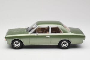 Opel Rekord C Green Metallic Minichamps 1:18 107047000 Resin — bild 3 av 6
