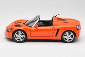 Opel Speedster Orange Maisto 1:18 31615 Metall — bild 4 av 8
