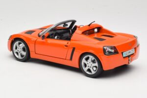 Opel Speedster Orange Maisto 1:18 31615 Metall — bild 7 av 8